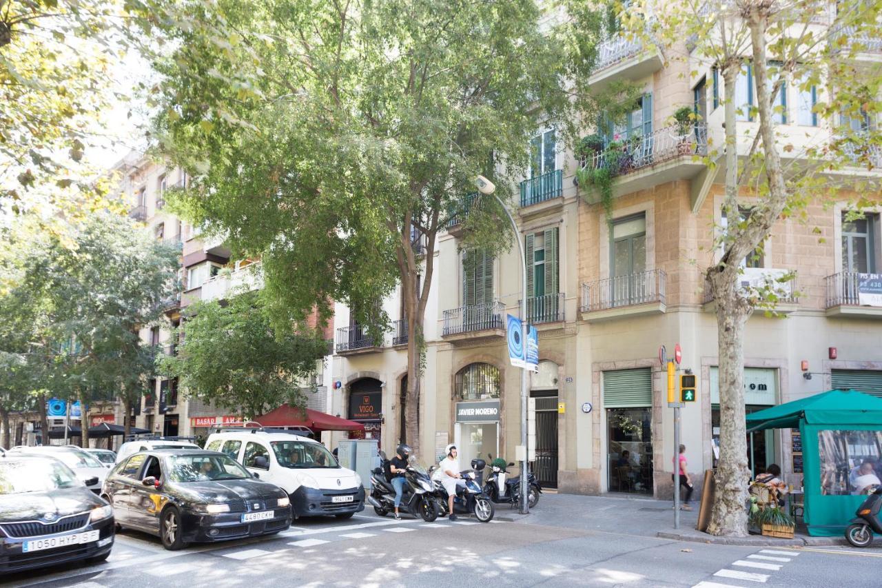 Stay U-Nique Apartments Placa Universitat Барселона Екстериор снимка